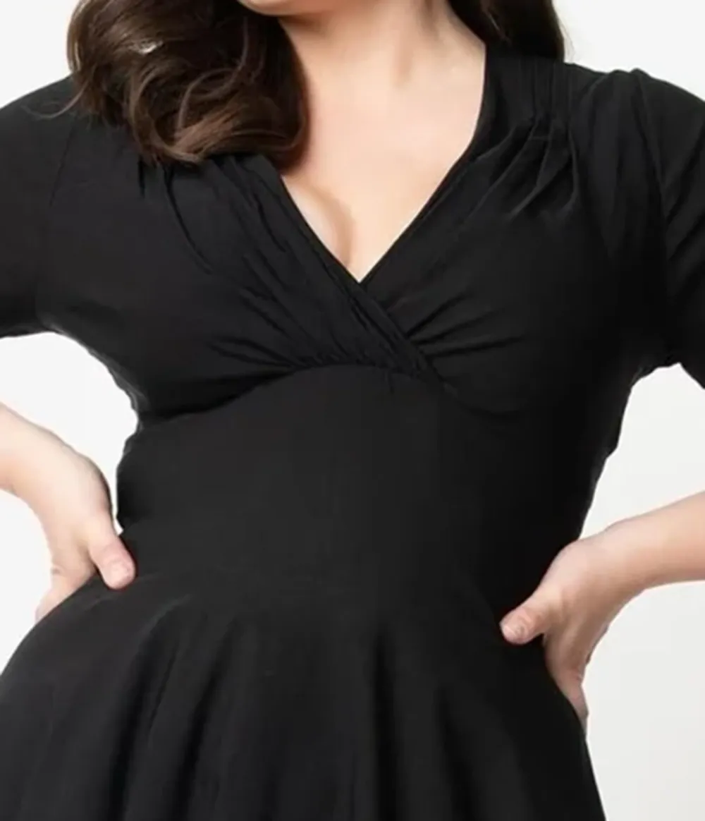 Vintage Plus Size Black Swing Dress With Sleeves