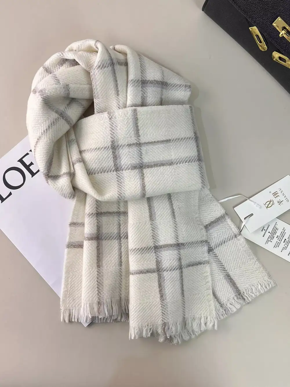 Relaxed Plaid Scarf