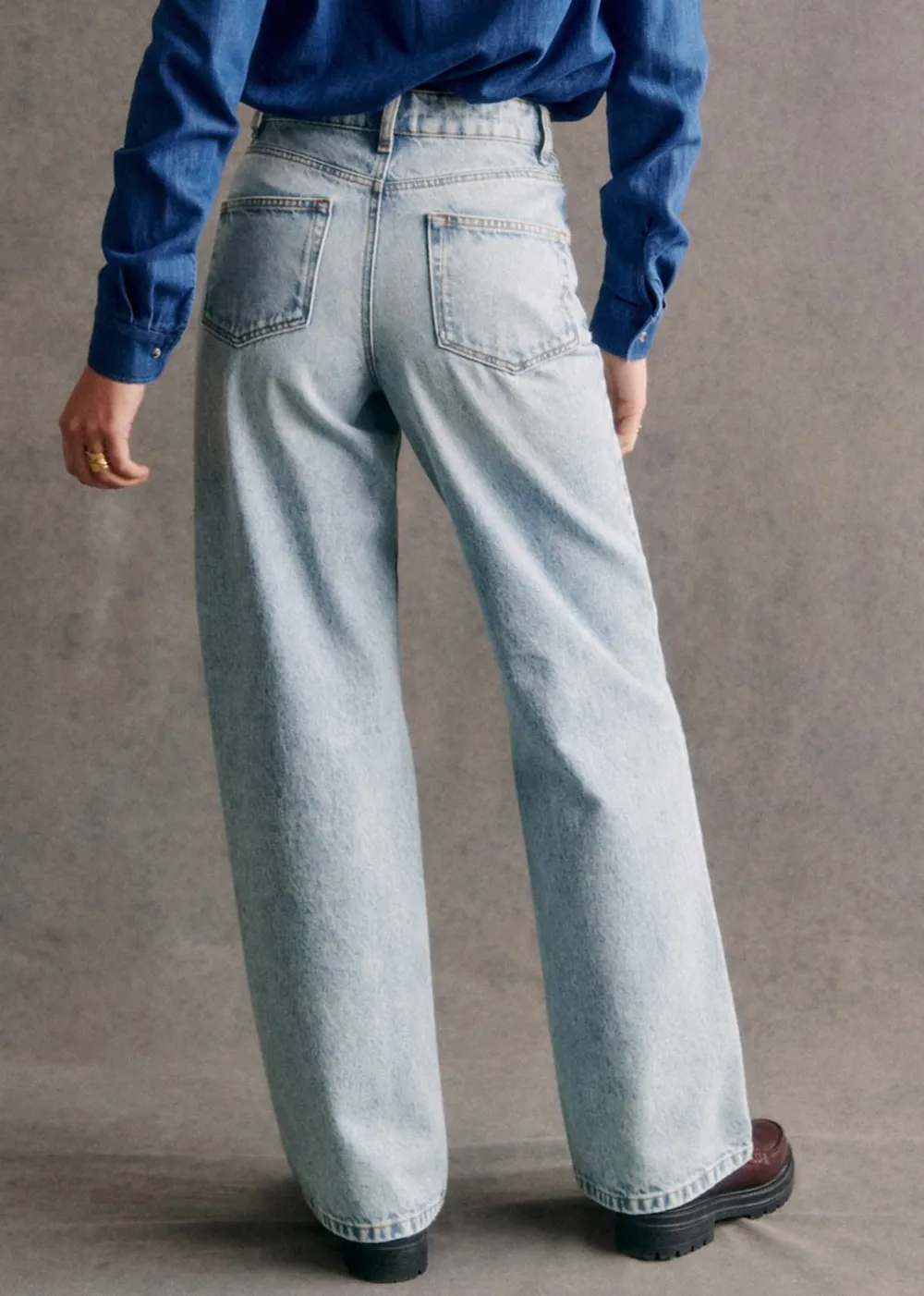 High-Rise Straight-Leg Loose Jeans