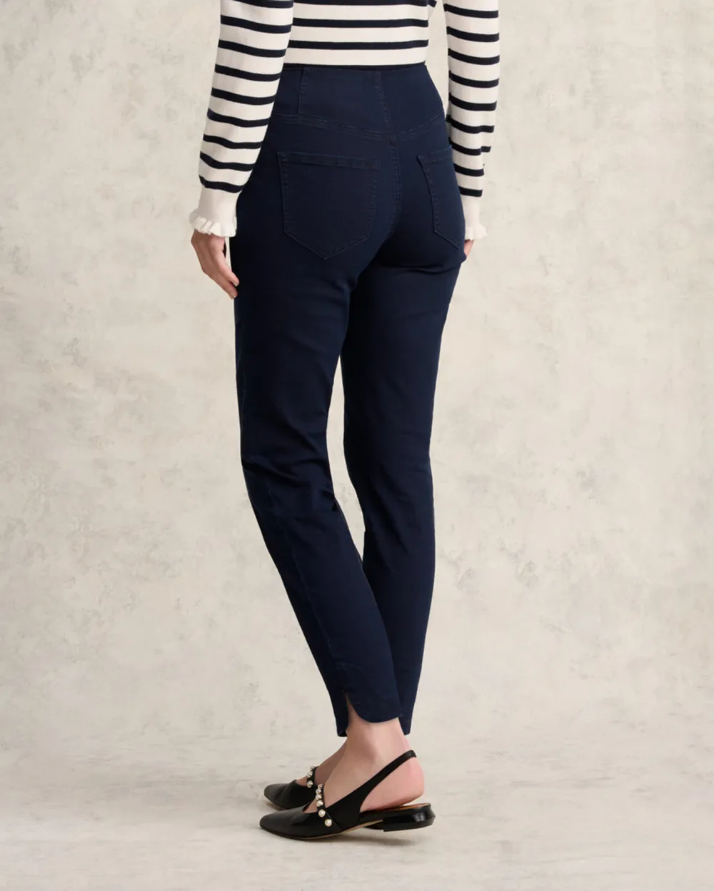 The Frenchie Curved Hem