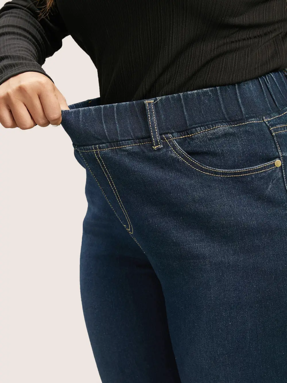 Solid Elastic Waist Pocket Full Length Jeans