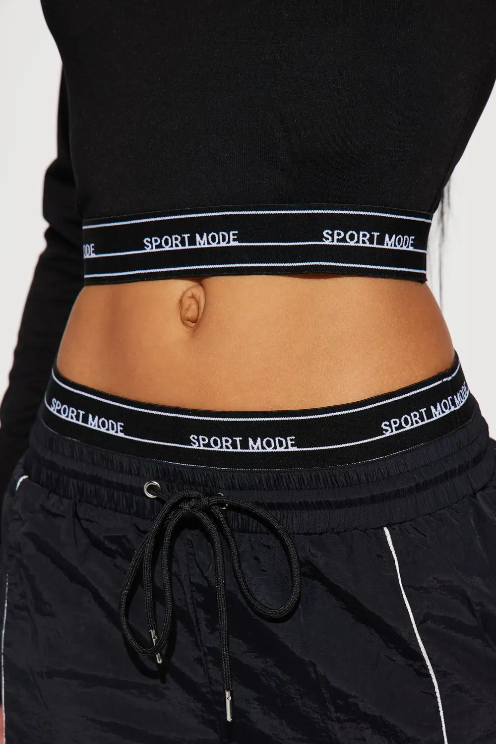 My Moment Windbreaker Pant Set - Black