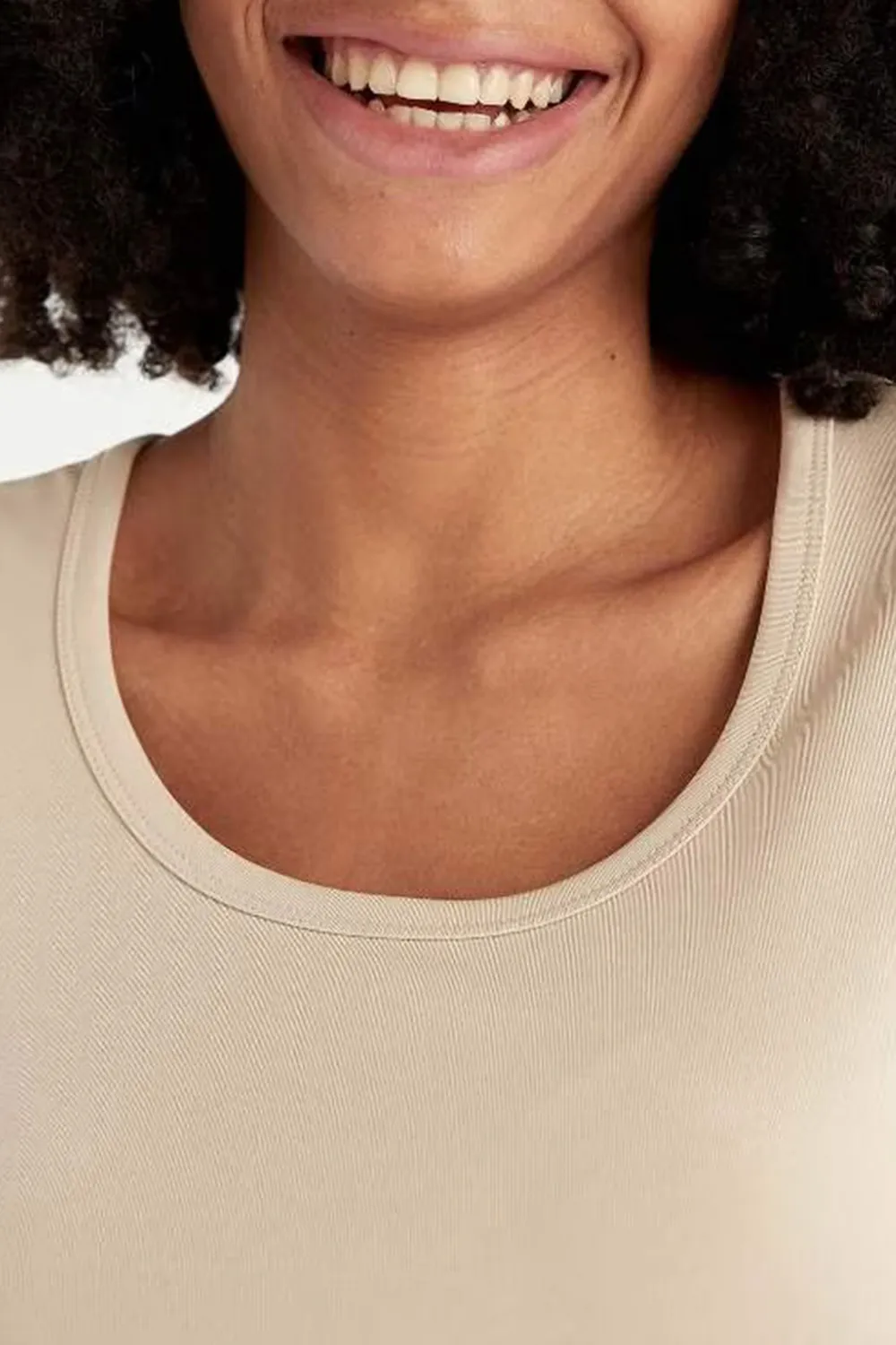 Elegant Crew Neck Solid Color T-Shirt