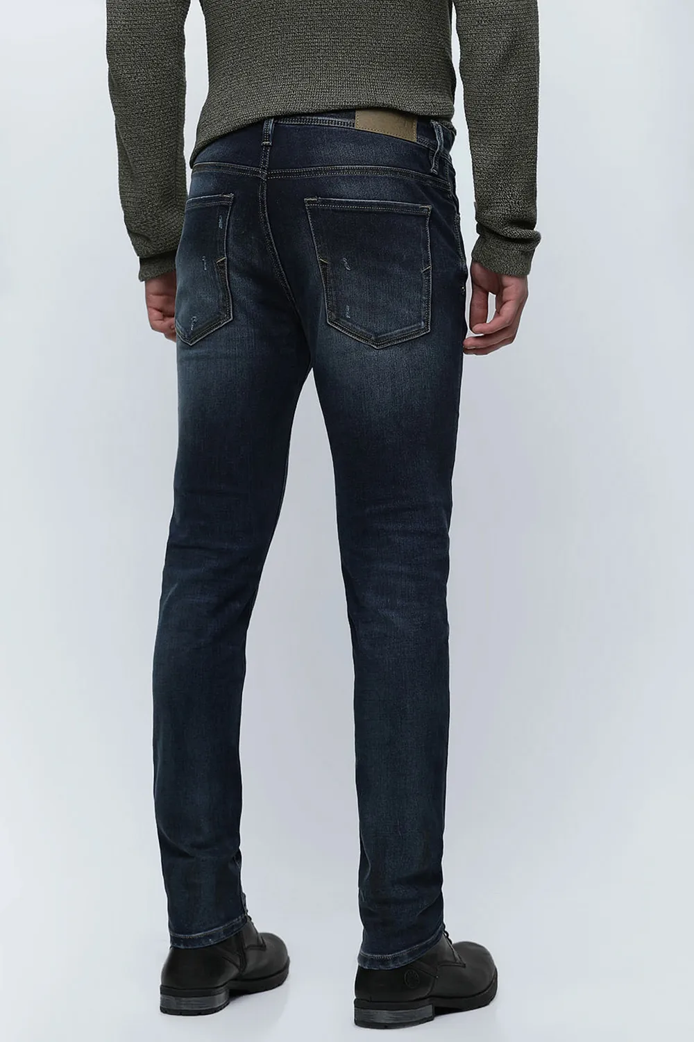 Mid Rise Fit Jeans