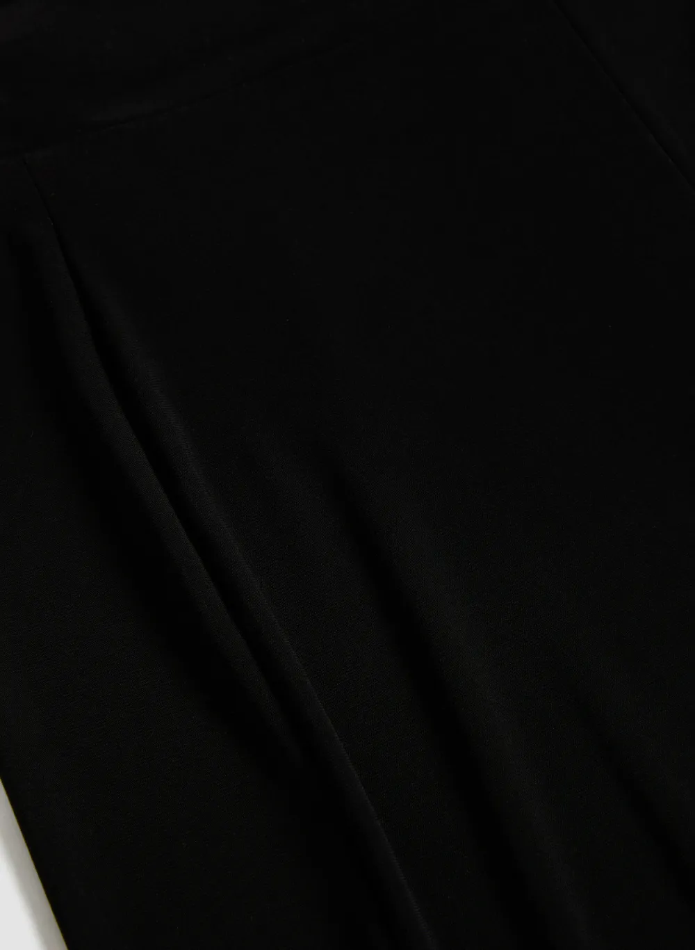 Loose-Fit Wide-Leg Pants With Side Slits