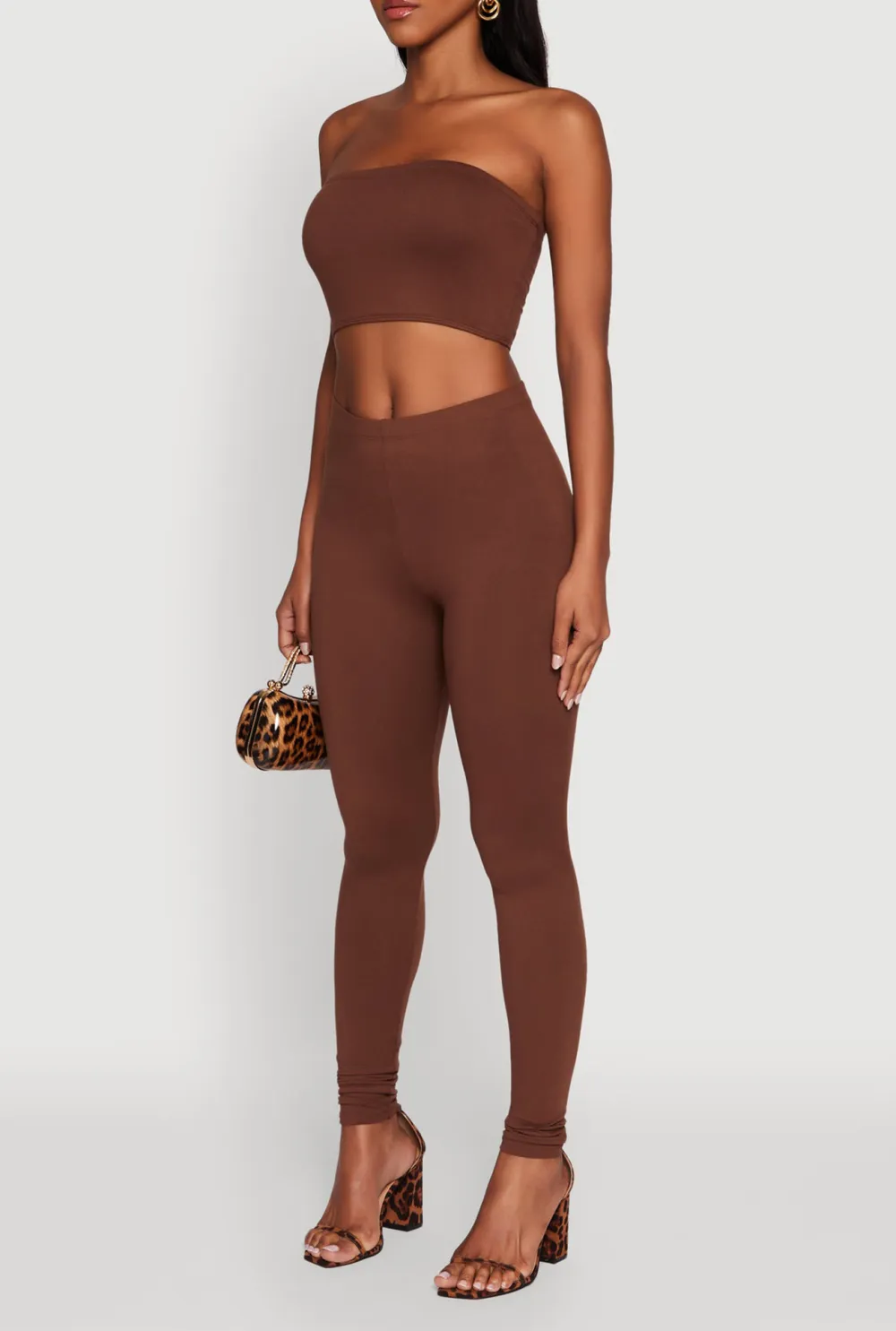 Strapless And Navel Exposed Top