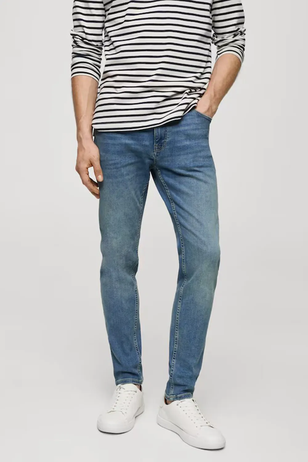 Daily Skinny-Fit Jeans