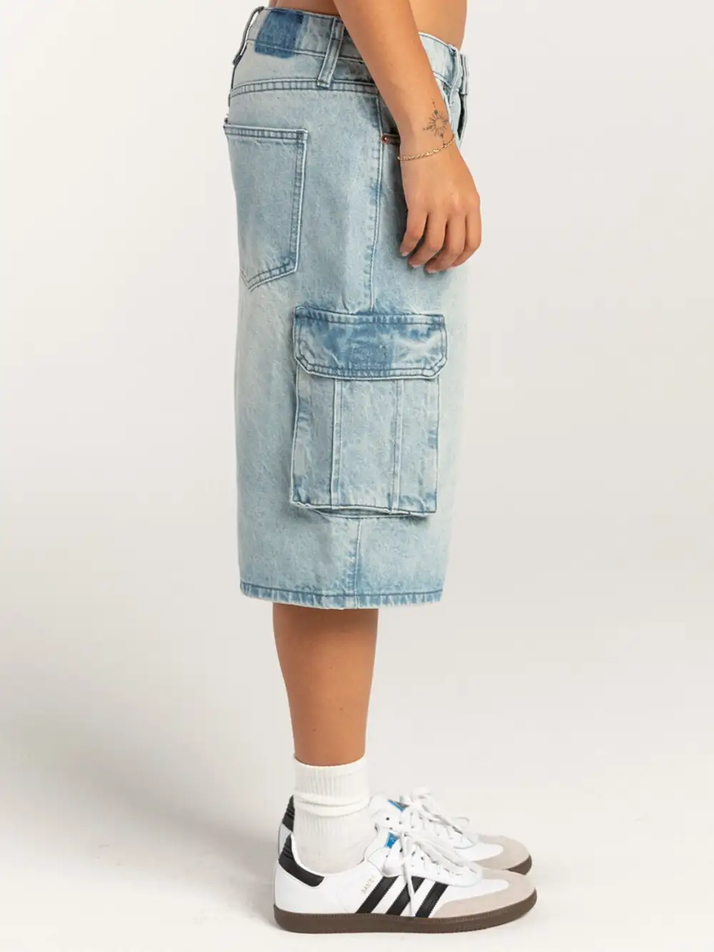 Clean Front Simple Pocket Detail Shorts