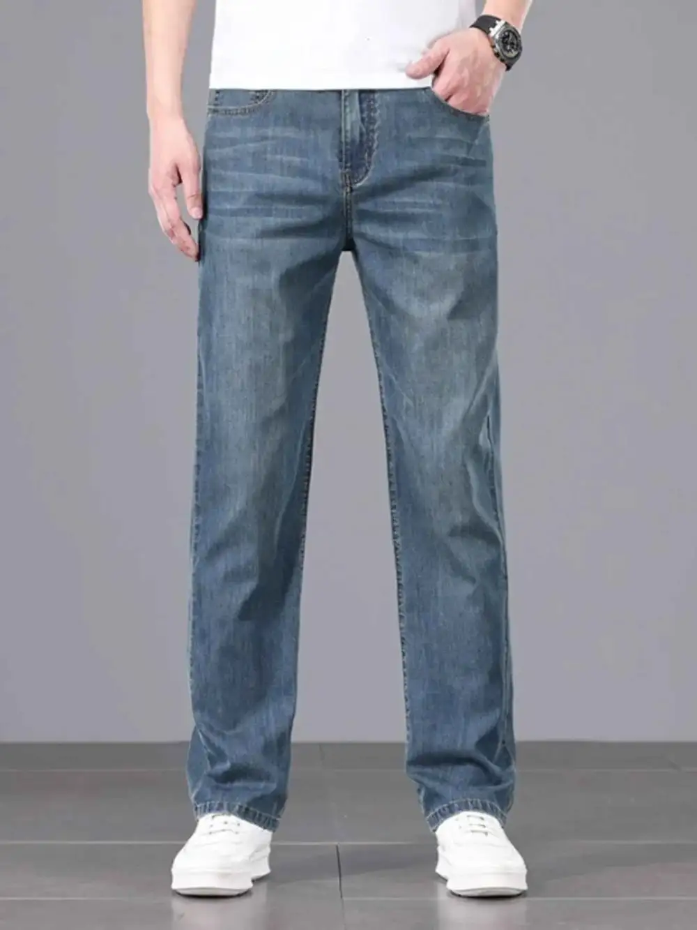 Everyday Straight Fit Wash Jeans