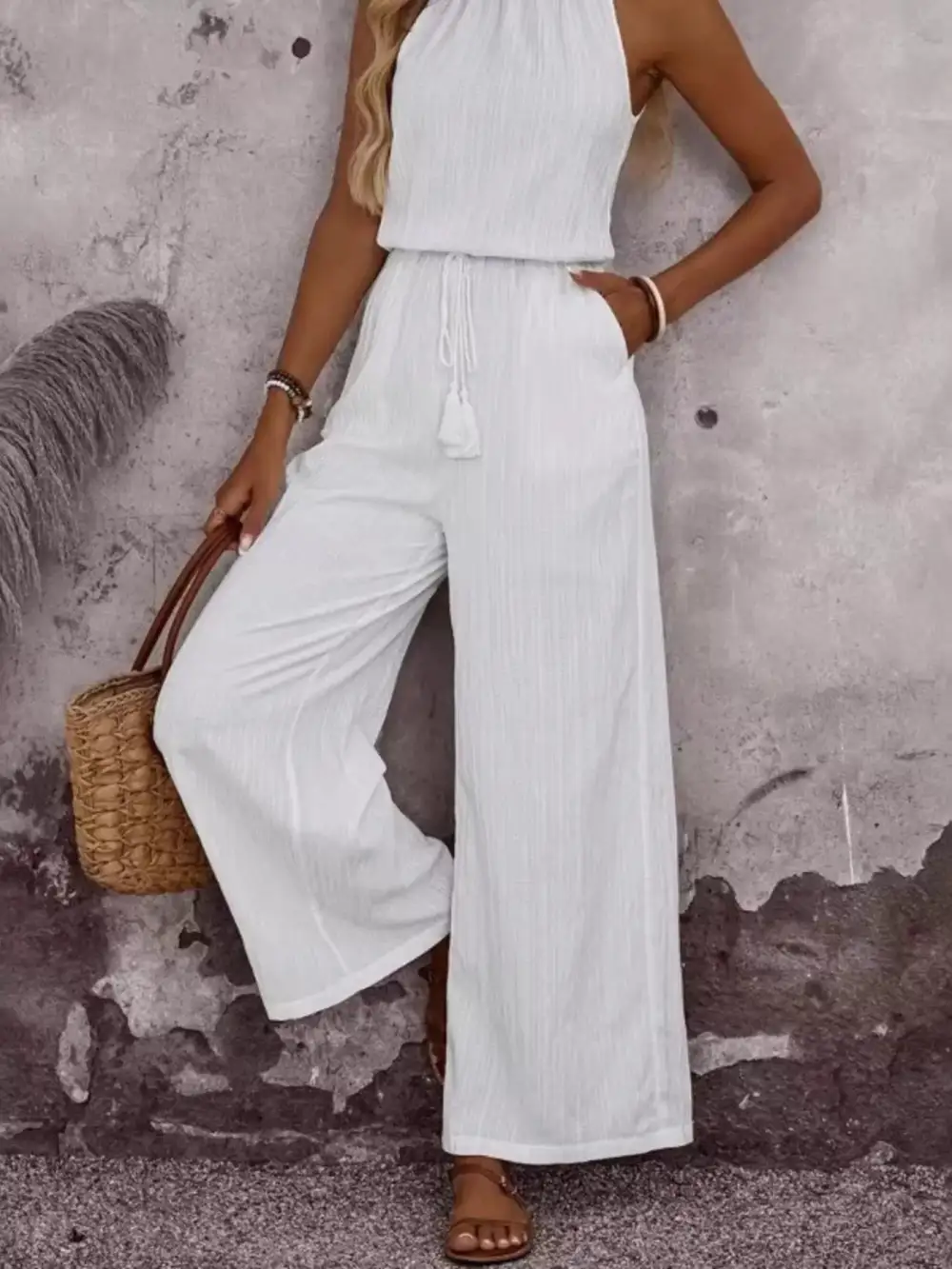 Chic Wide Leg Sleeveless Jumpsuit