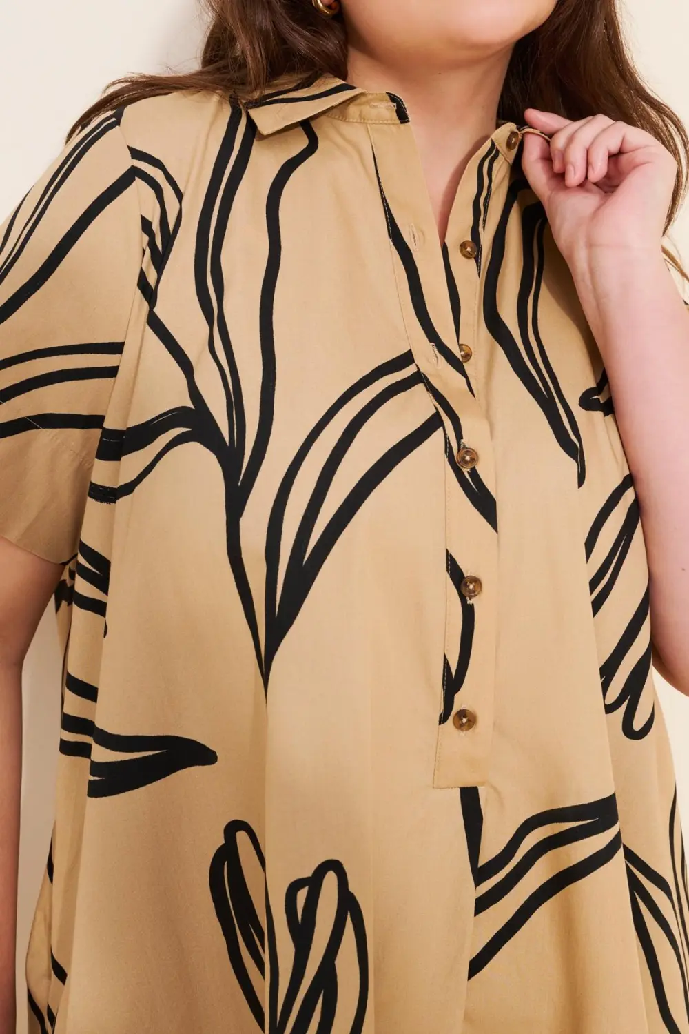 Pollie Short-Sleeve Swing Tunic Mini Dress