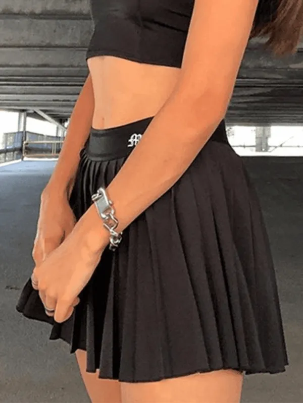 Lined Embroidered Pleated Mini Skirt