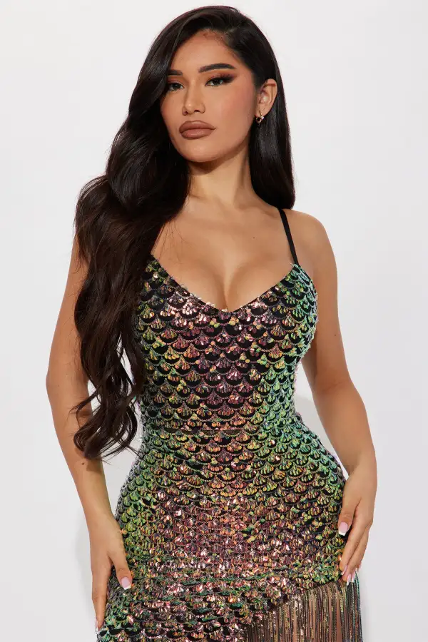 All I Can Sea Sequin Midi Dress - Black