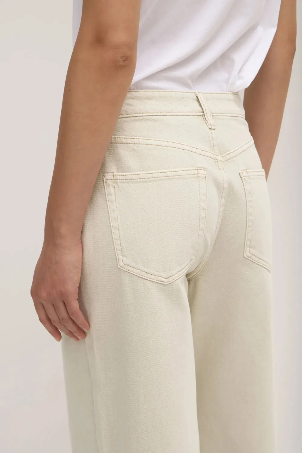 Mid Waist Jeans
