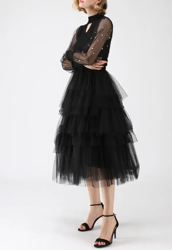 LOVE ME MORE LAYERED TULLE SKIRT IN BLACK