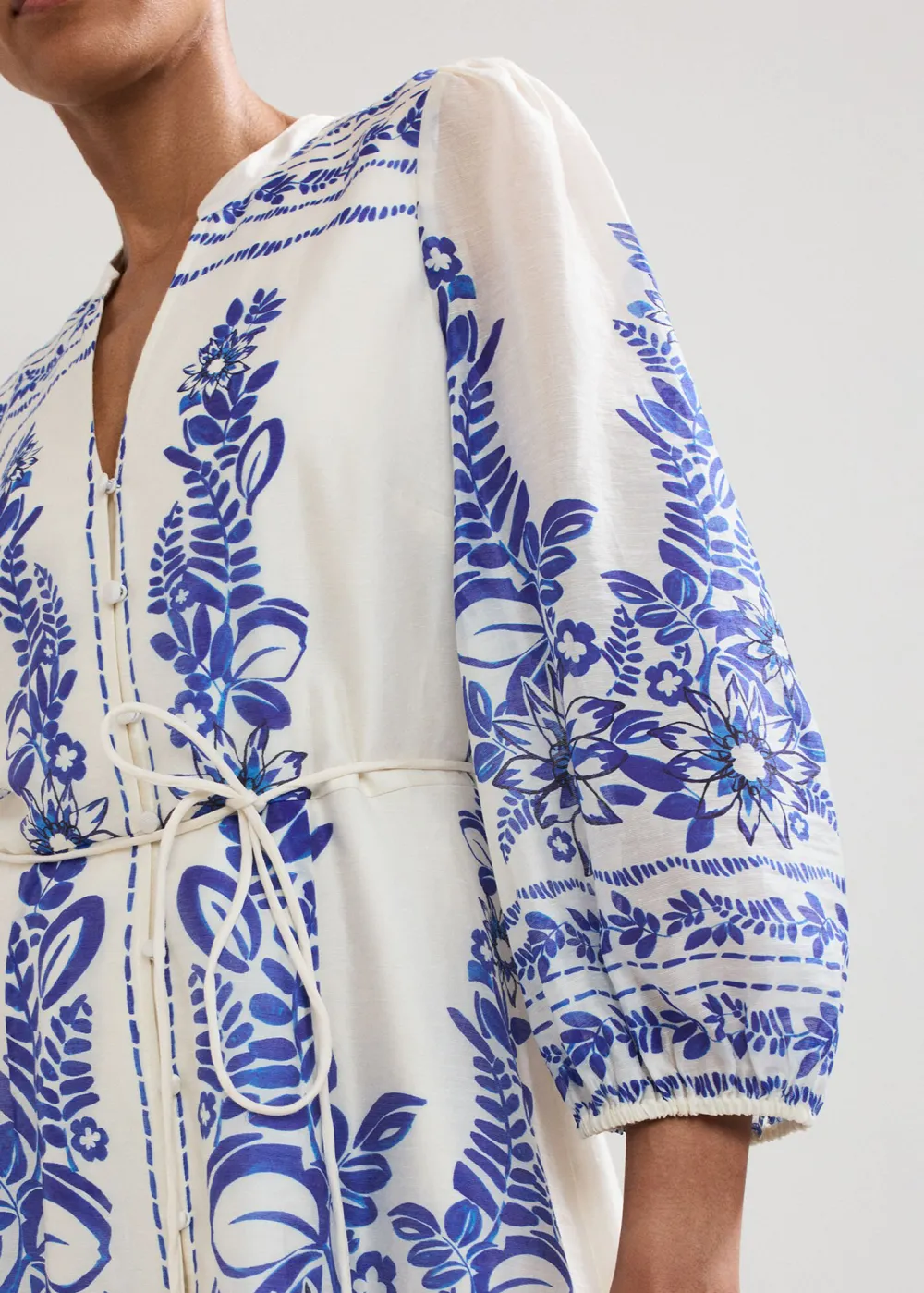 Loose Casual Art Print V-Neck Women's Dress