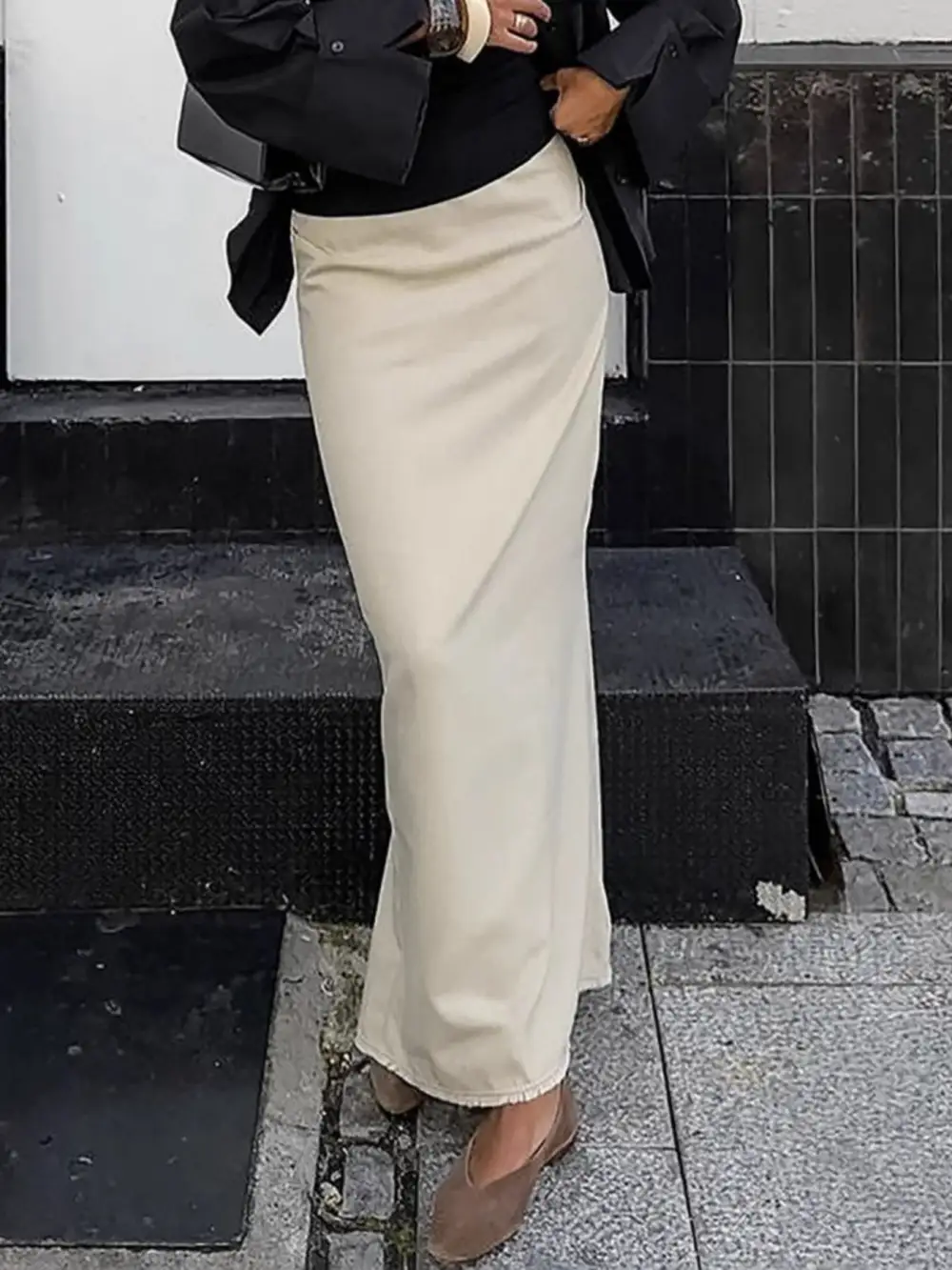 Cotton Blend Slit Skirt