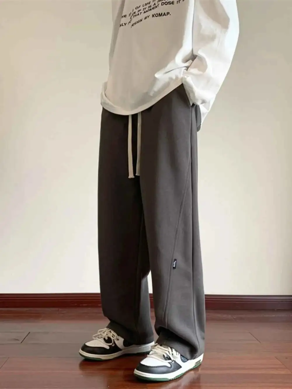 Everyday Relaxed Wide-Leg Drawstring Pants
