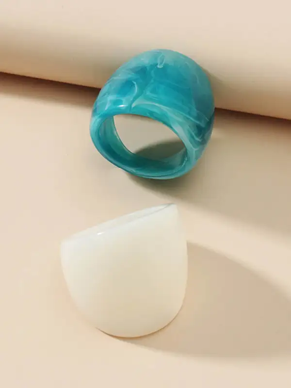 Geometric Acrylic Casual Ring