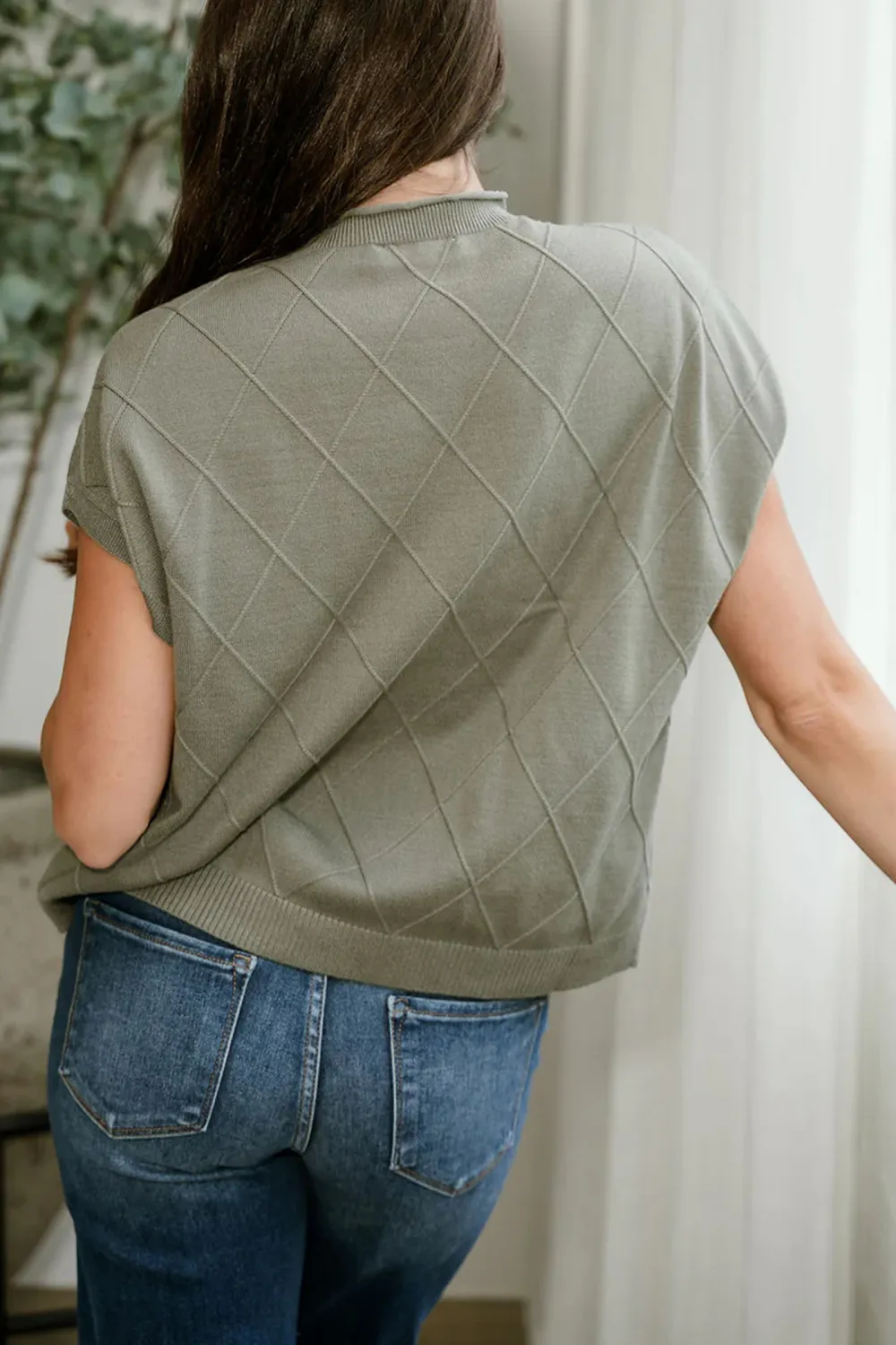 Argyle Pattern Round Neck Sweater Tank