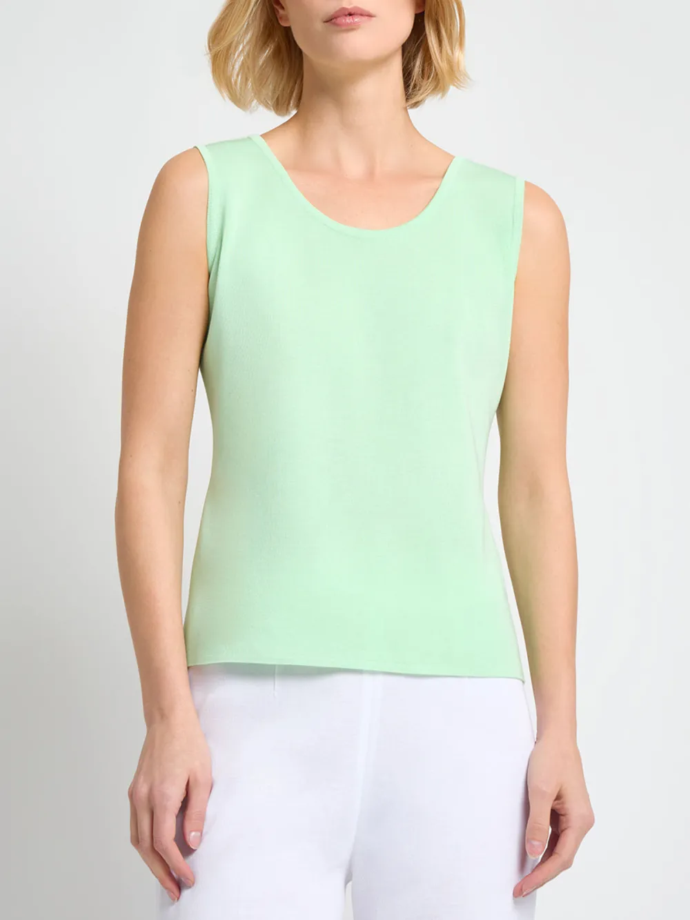 Round Neck Knitted Vest