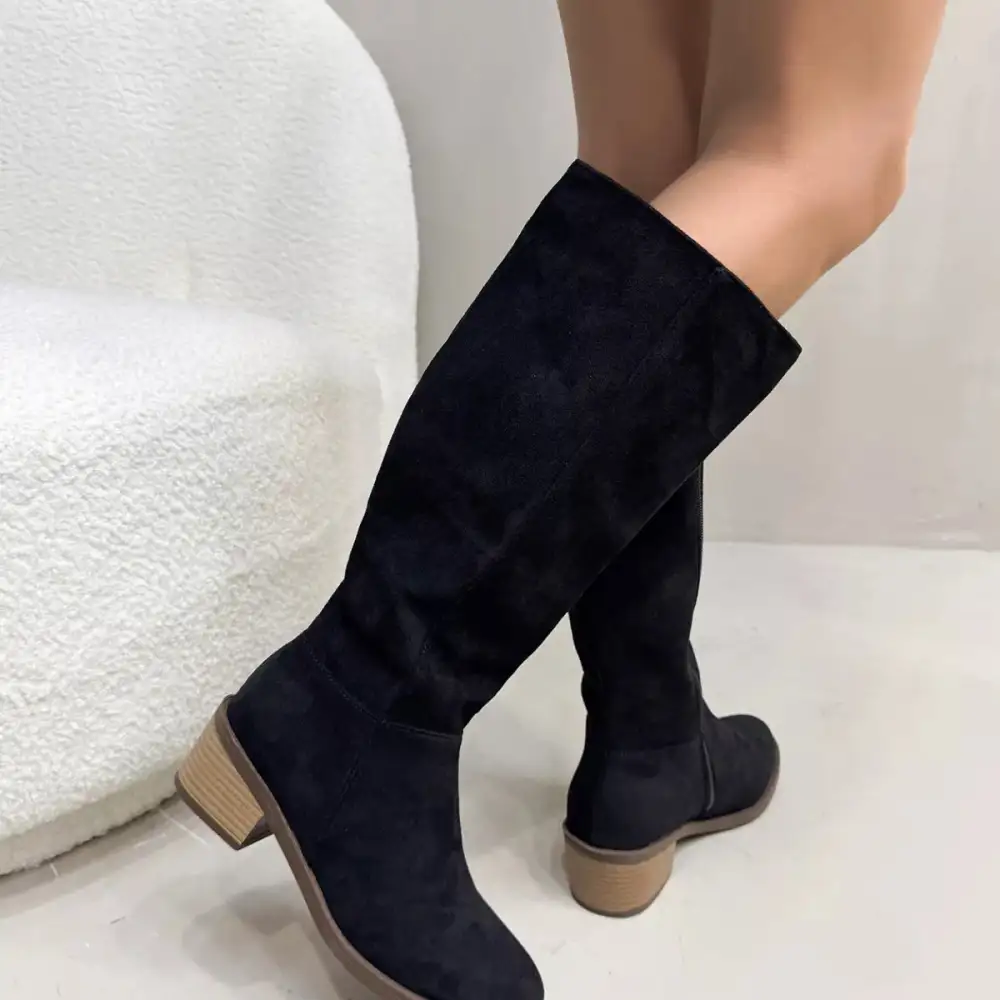 Modern Refined Round Toe Block Heel Boots