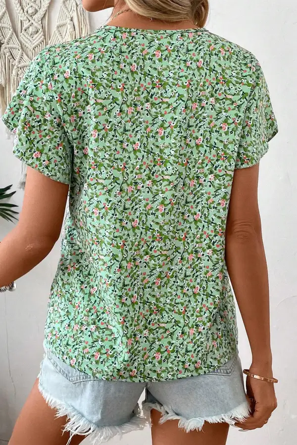 Everyday Floral V-Neck Short Sleeve Blouse