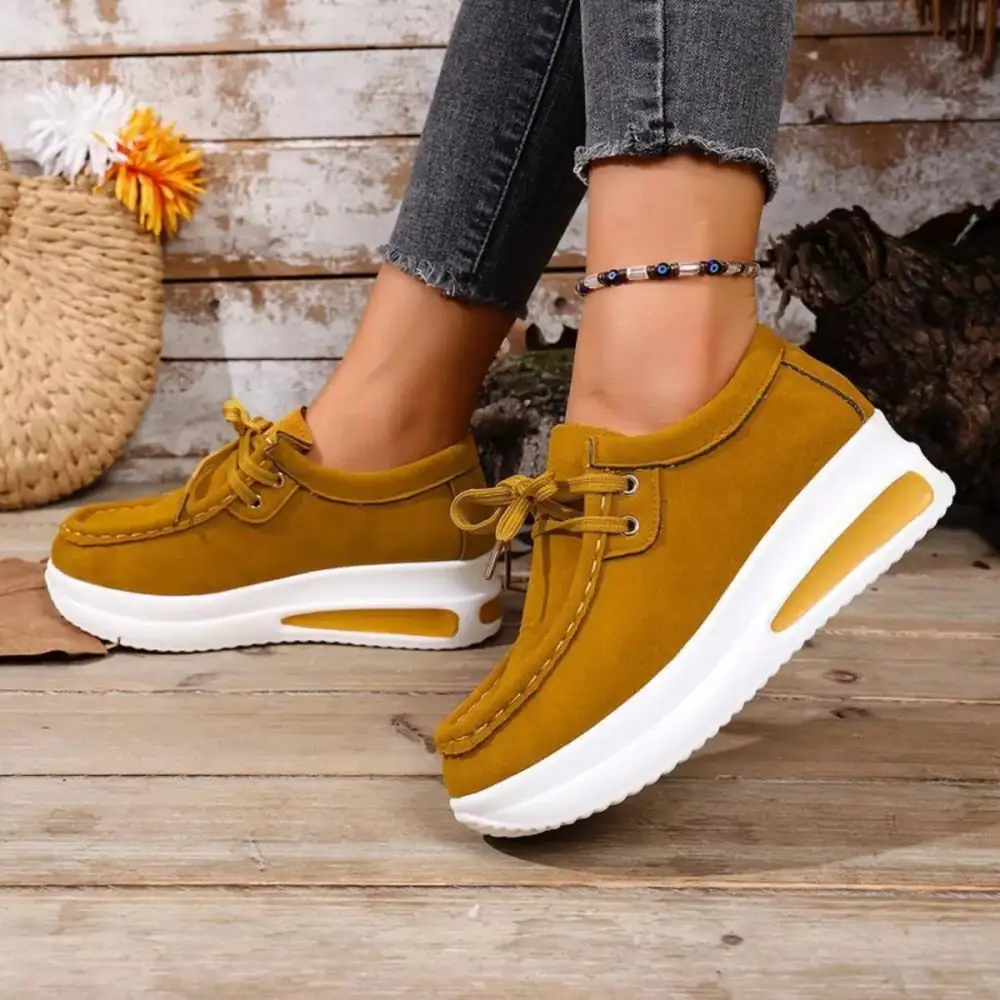 Versatile Round Toe Platform Sneakers