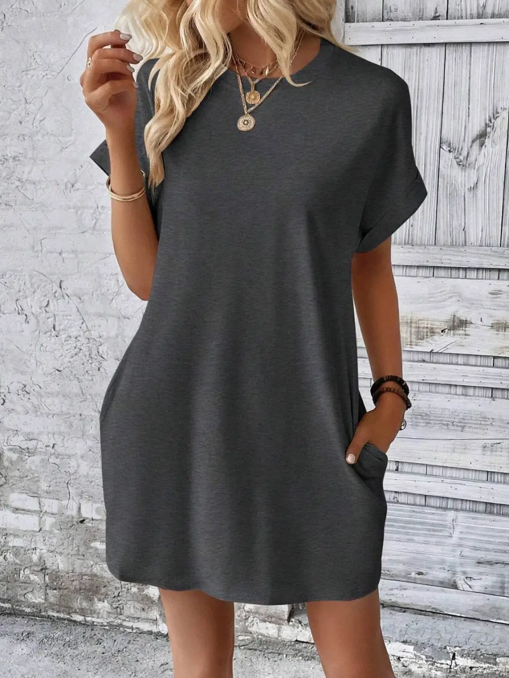 Relaxed Round Neck Short Sleeve Mini Dress