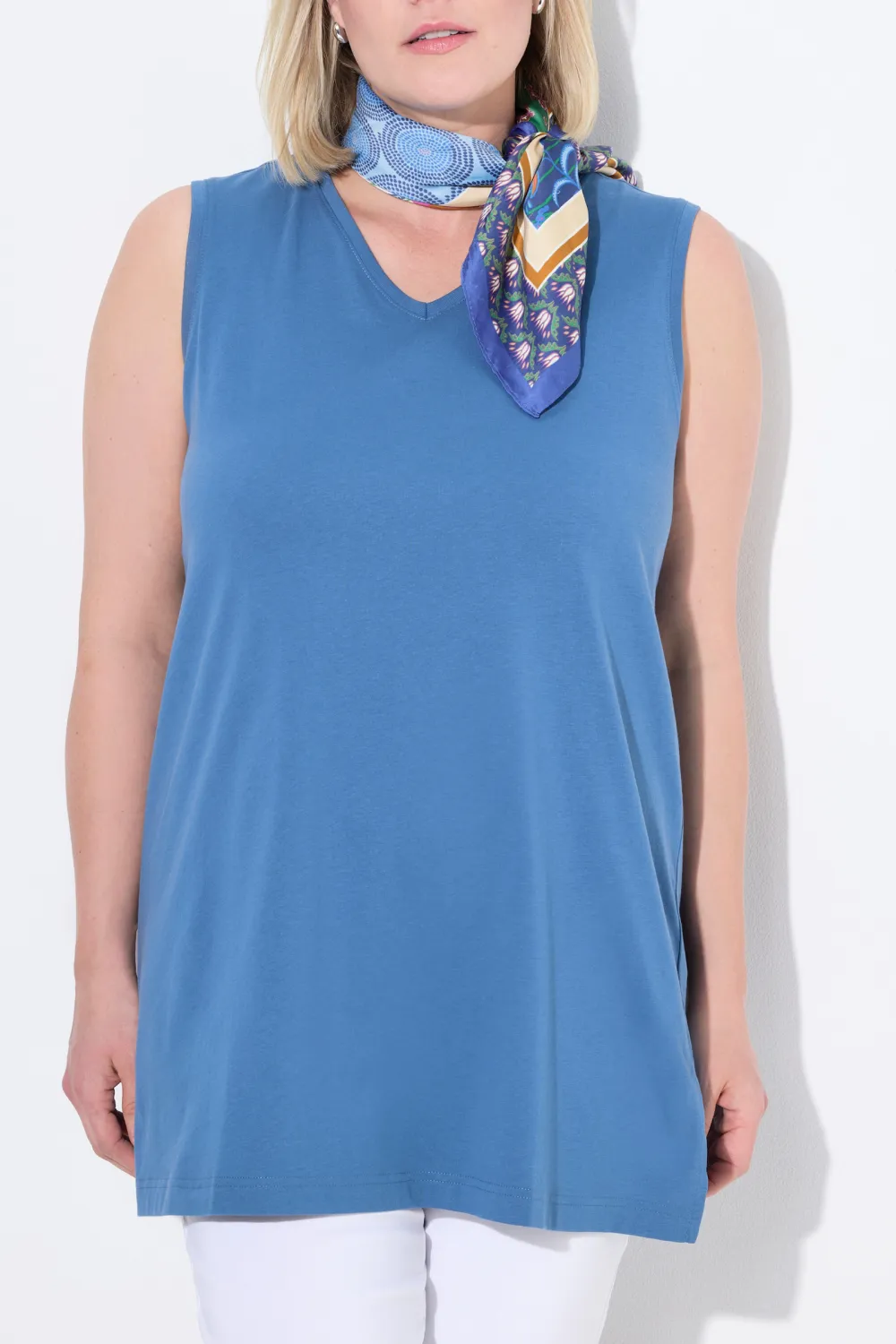 Solid Color Sleeveless T-Shirt