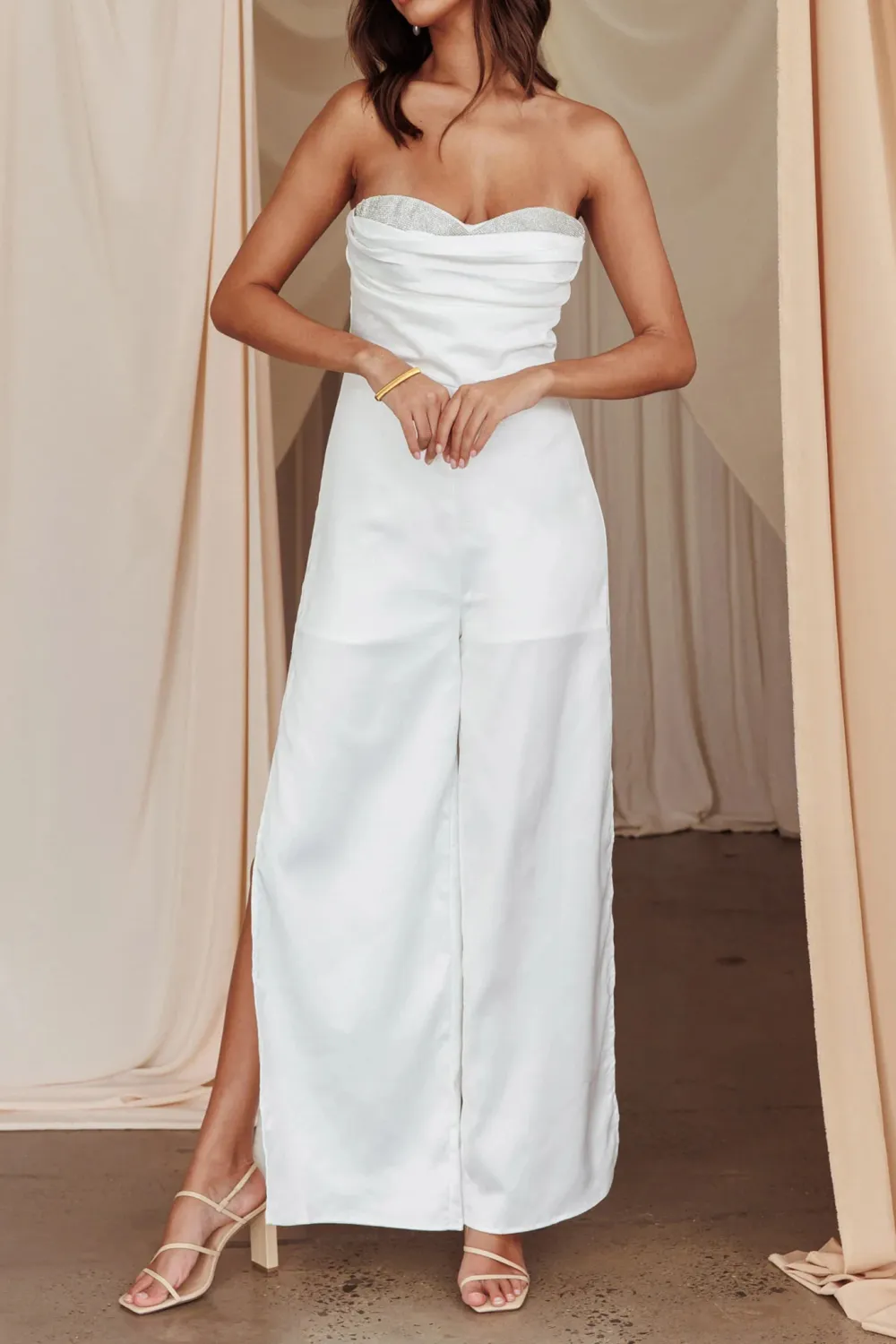 Simple High-End White Jumpsuit