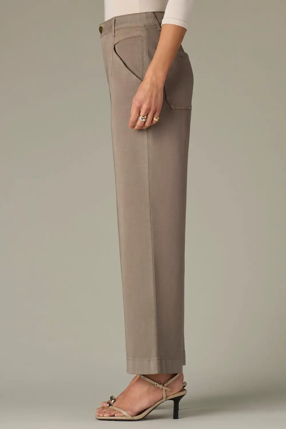 Petite V-Yoke Wide Leg Pants