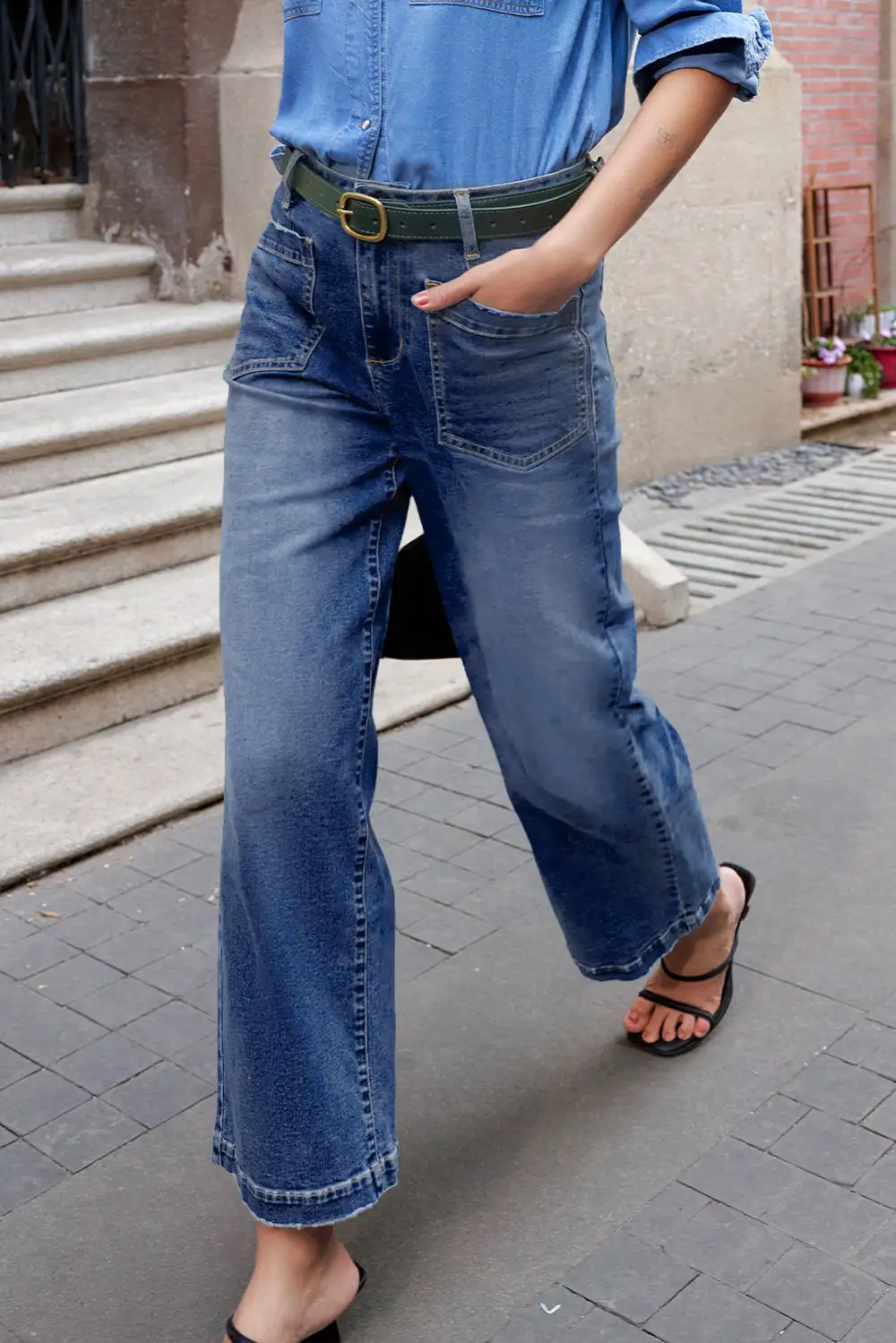 Patch Pocket Bluing Mimimalist Shift Jeans