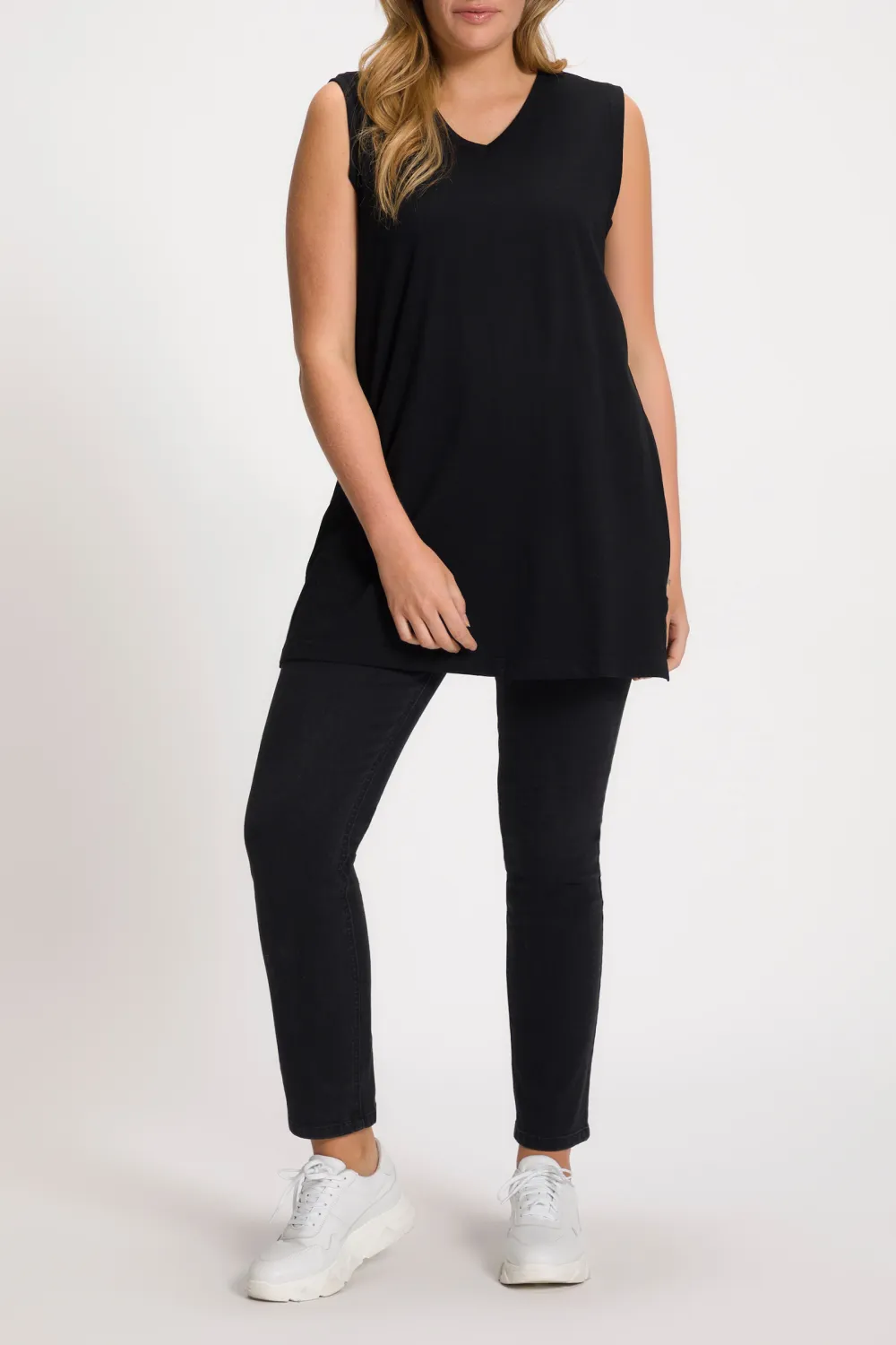 Solid Color Sleeveless T-Shirt