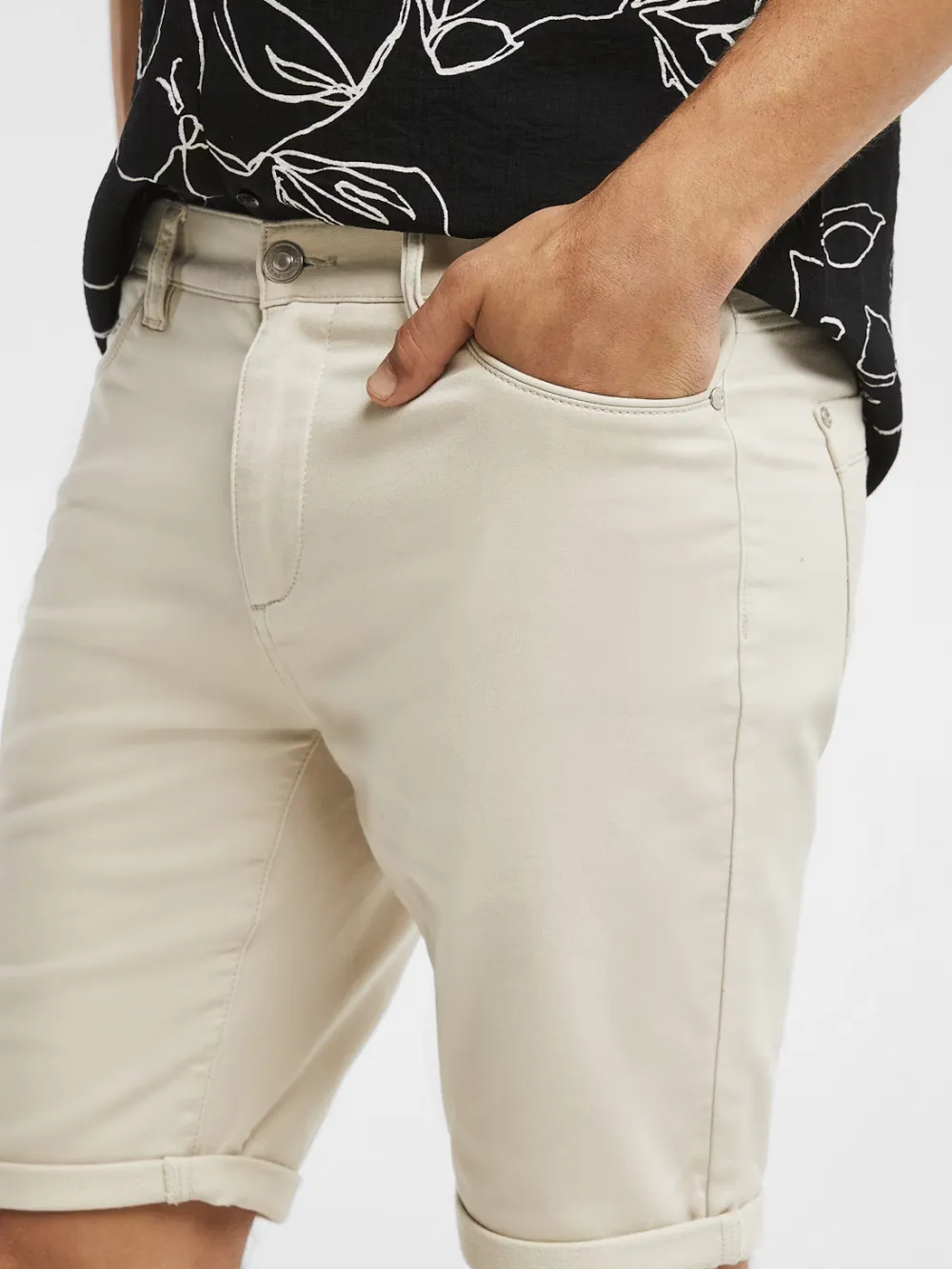 Sand Casual Style Short