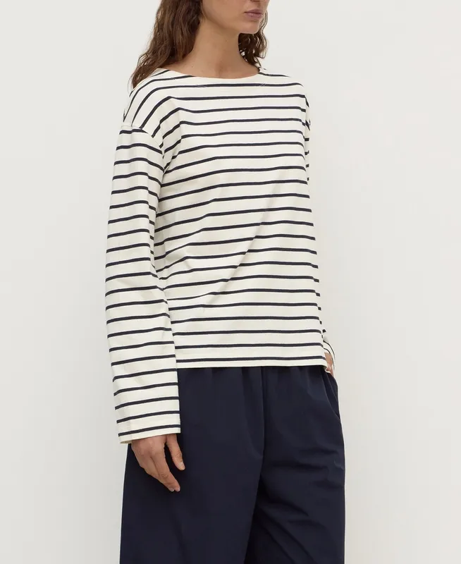 Navy & Antique White Breton Stripe Boat-Neck Long Sleeve Tee