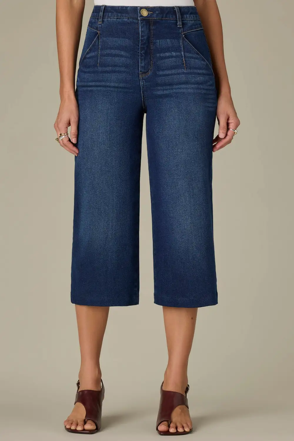 Relaxed Capri Jeans V-pockets