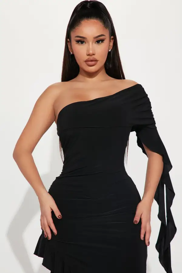 Paris Muse Maxi Dress - Black