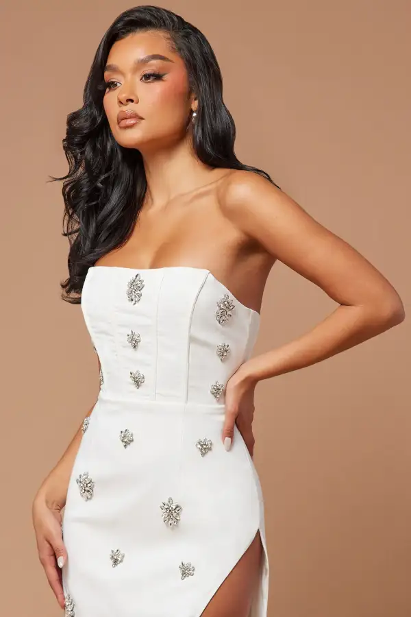 Liya Embellished Midi Dress - White
