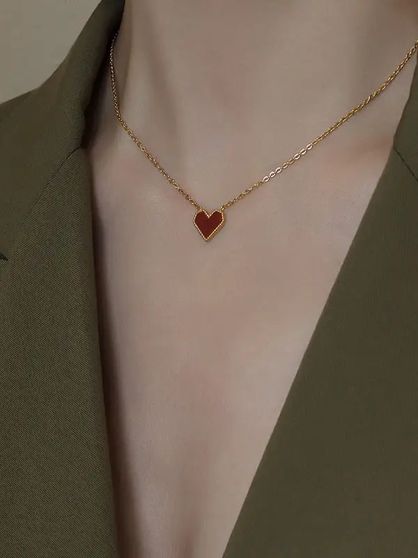 Minimal Geometric Heart Motif Necklace