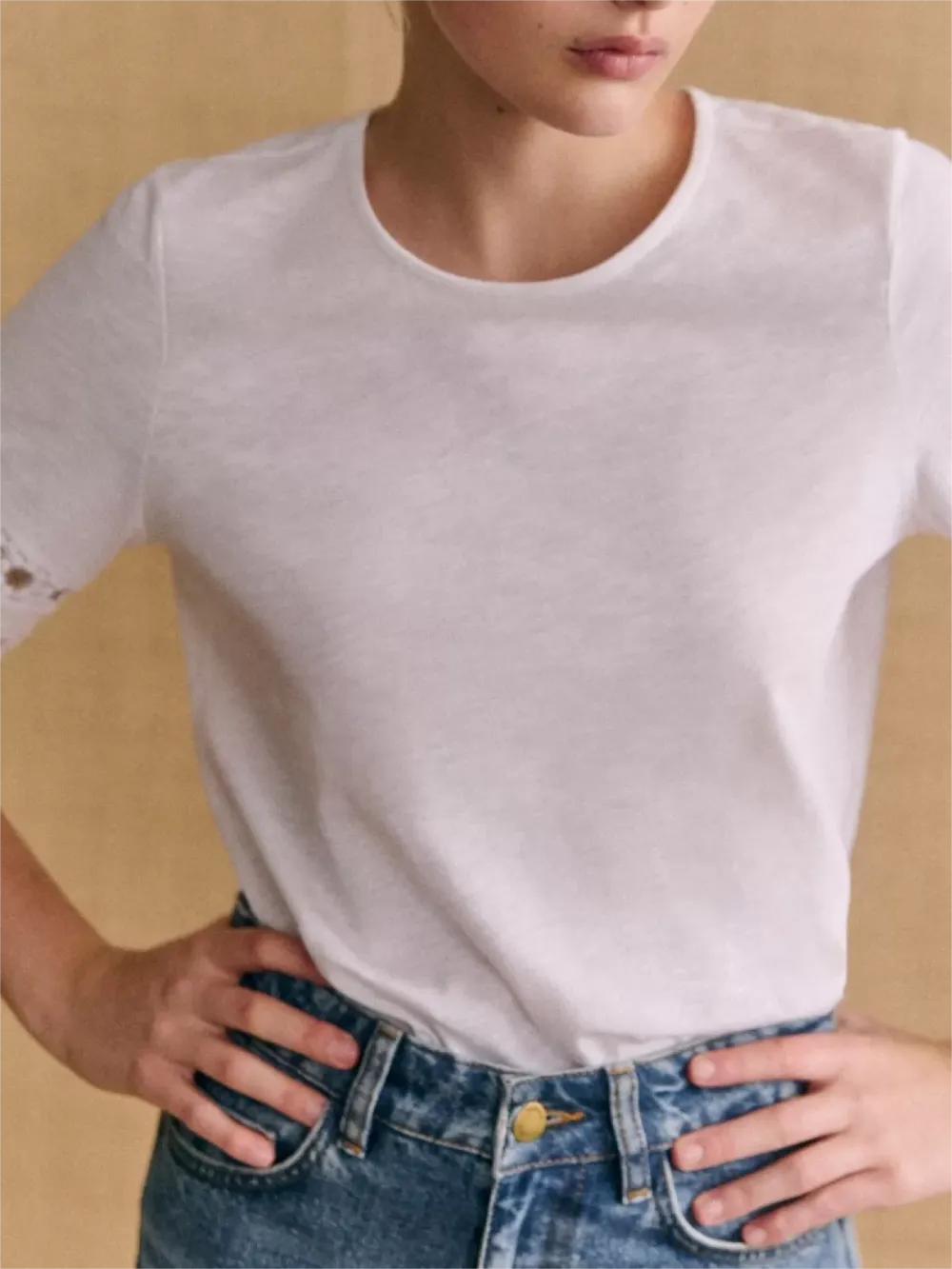 Round Neckline T-shirt