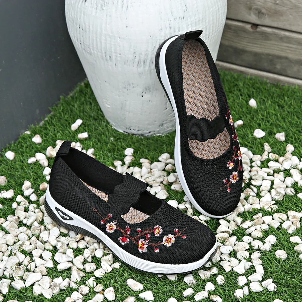 Old Beijing Cloth Shoes Soft Sole Comfortable Middle-Aged and Elderly Mom Shoes