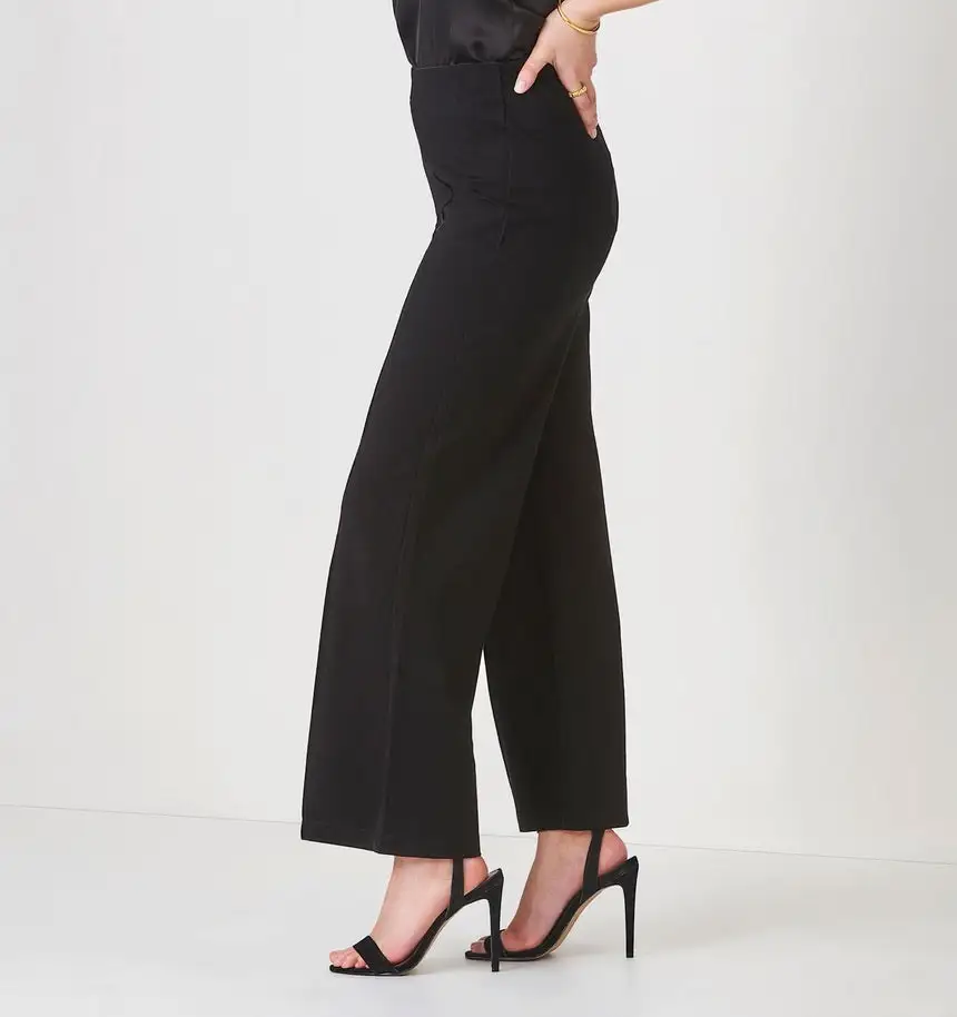 Structured Nylon Roomy Casual Pants