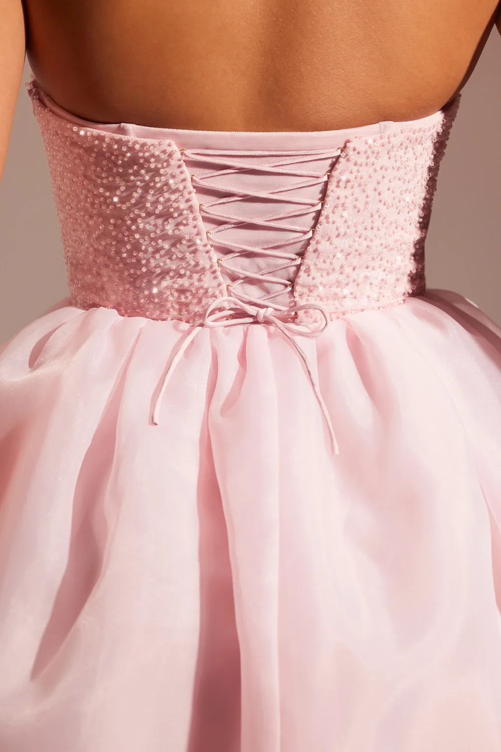 Luxurious Romantic Fluffy Organza Mid-Length
