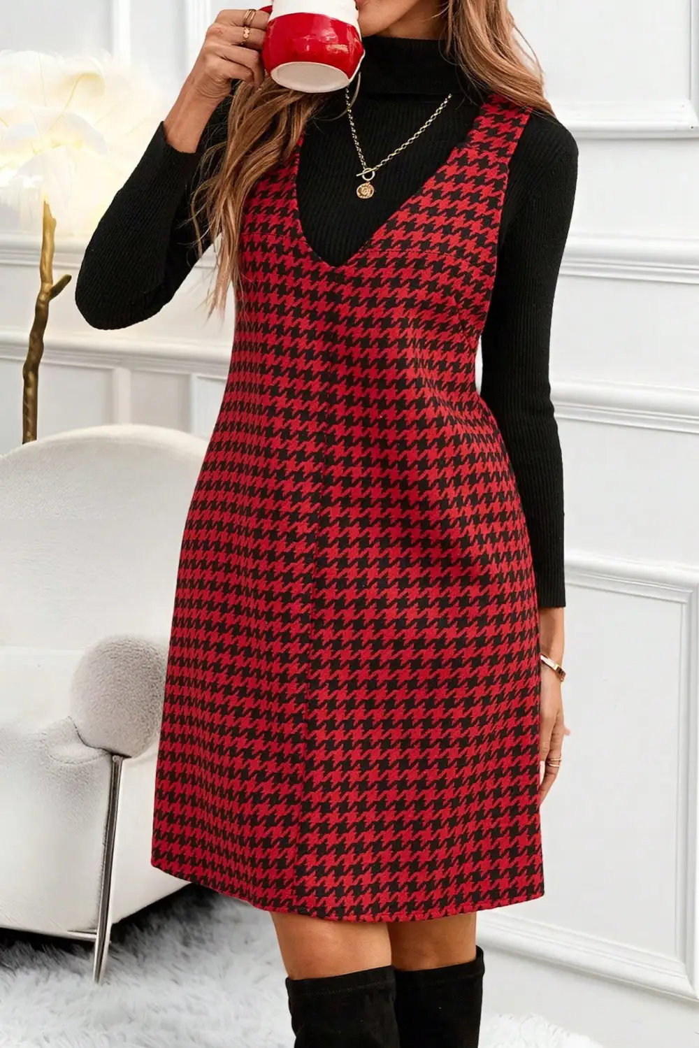 Houndstooth Print V Neck Sleeveless Mini Dress Polished