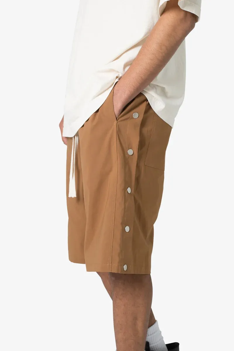 BROWN ELASTIC WAIST CASUAL SHORTS