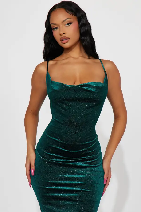 Delilah Velvet Glitter Midi Dress - Hunter