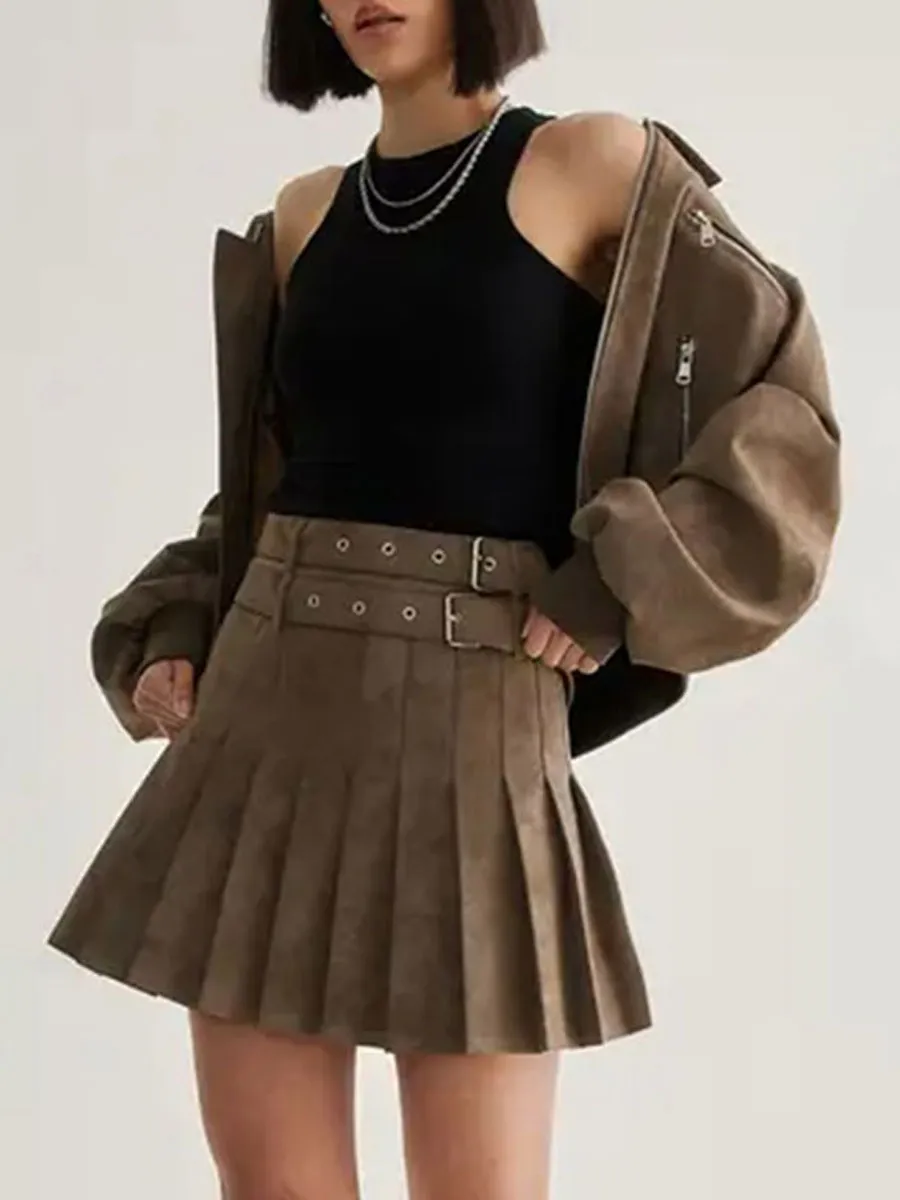 Lady's Fashionable Brown Belt-Embellished Pleated Skirt