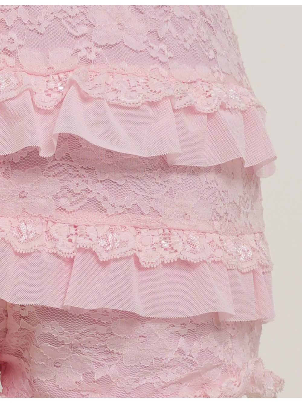 Elastic Waist Tiered Ruffle Lace Trim Shorts