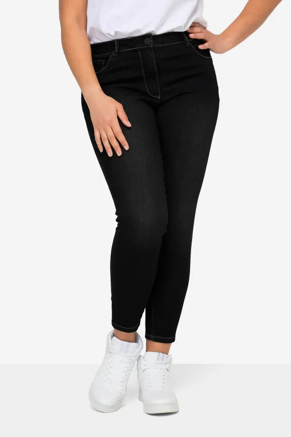 Solid Color Stretch Jeans
